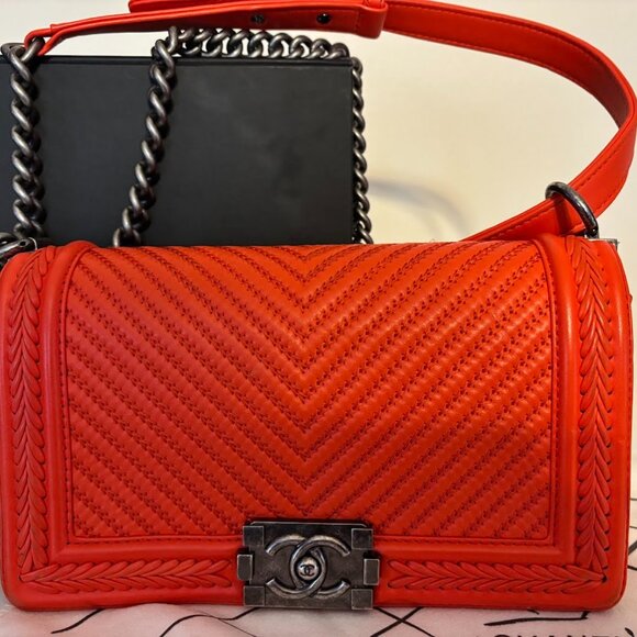 Authentic Chanel Boy Handbag in beautiful Orange Color - very unusual! - Picture 1 of 16